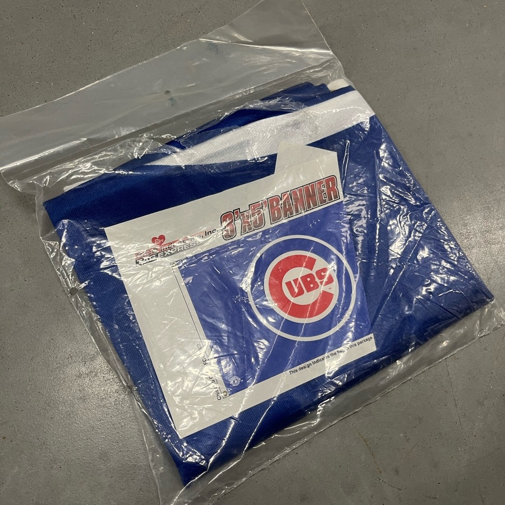 Vintage 3’x5’ Chicago Cubs Flag Tapestry NOS